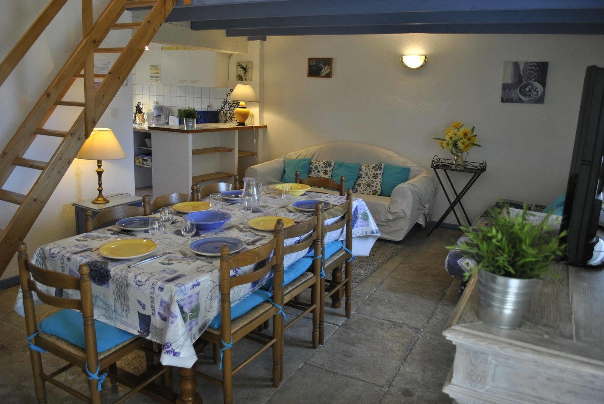 Appartements - Le Mas des Oliviers Richerenches Extérieur photo
